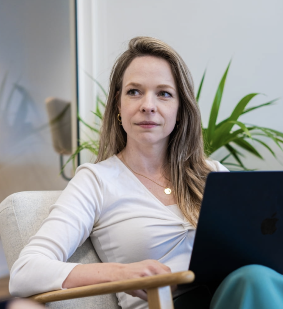 Suzanne laptop gesprek